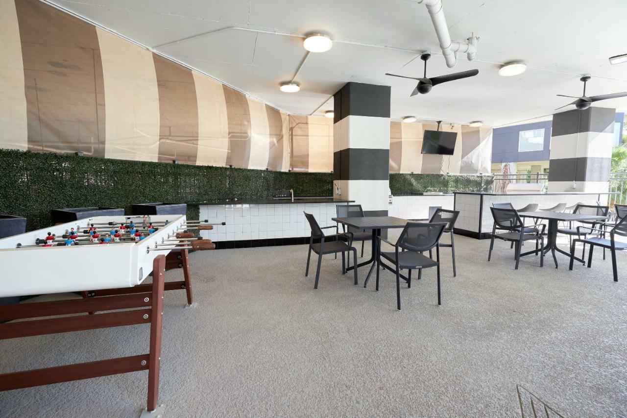 Sonder At Bayou On The Bend Aparthotel Houston Exterior photo
